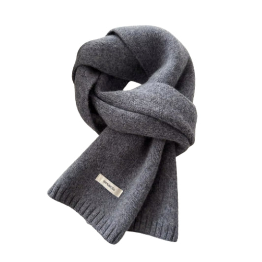 Refined Australian Wool Scarf – Dark Grey